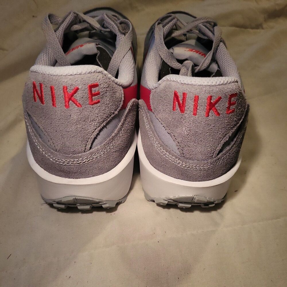 NEW Nike Waffle NAV Men's Shoes Wolf Grey University Red 11M - Picture 3 of 8